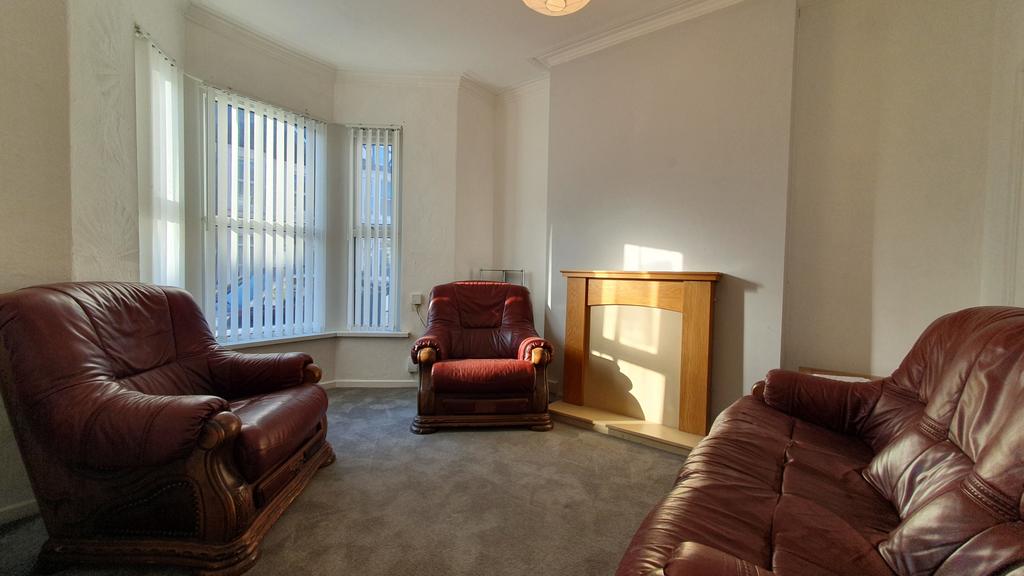4 bedroom Detached for rent