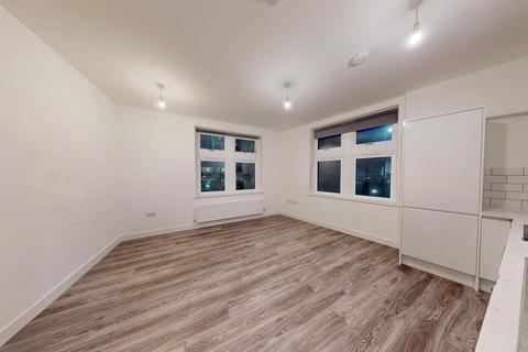 1 bedroom flat to rent, Church Street, Enfield, Greater London, EN2