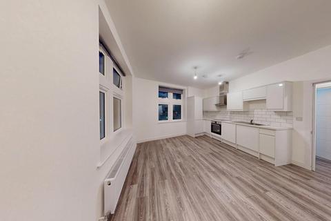 1 bedroom flat to rent, Church Street, Enfield, Greater London, EN2