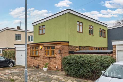 undefined, Elder Way, Rainham