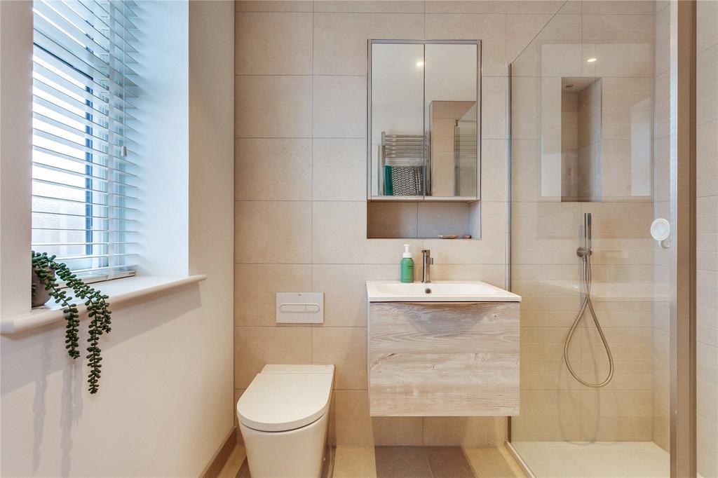 Primary Ensuite