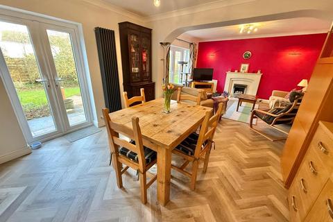 4 bedroom detached house for sale, Bodmin Avenue, Macclesfield