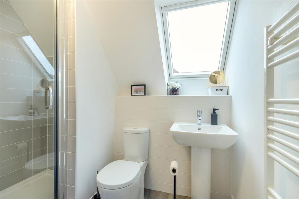 8677377-interior34.jpg