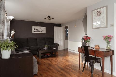 undefined, New Causeway, Reigate