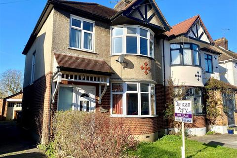 3 bedroom semi-detached house for sale, Hill Crest, Potters Bar EN6