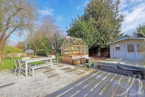 undefined, Maidenhead Court Park, Maidenhead, SL6