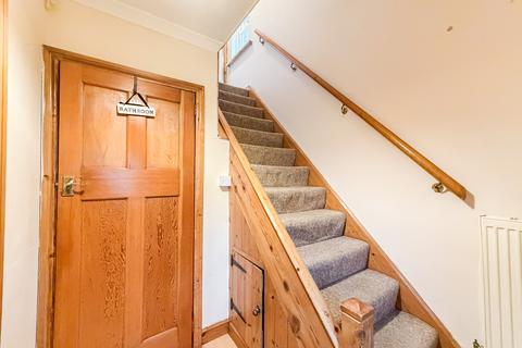 3 bedroom semi-detached house for sale, Malvern Crescent, Dudley, West Midlands