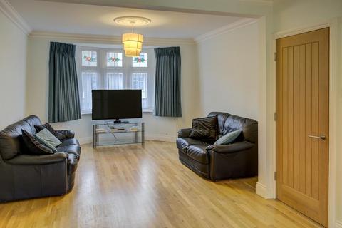 undefined, Winifred Road, Dagenham RM8