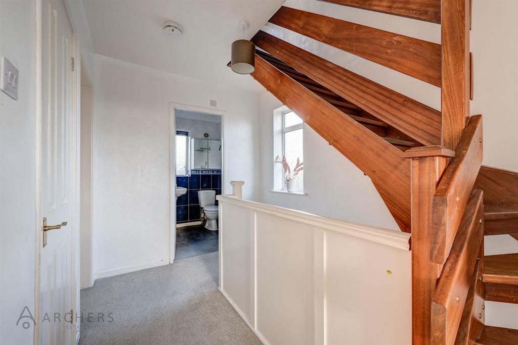 19 Hallgate Road(Interior)-7.jpg