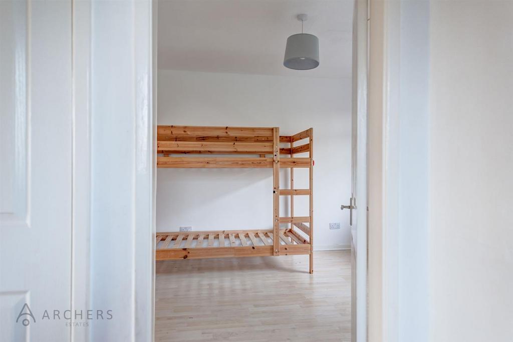 19 Hallgate Road(Interior)-8.jpg