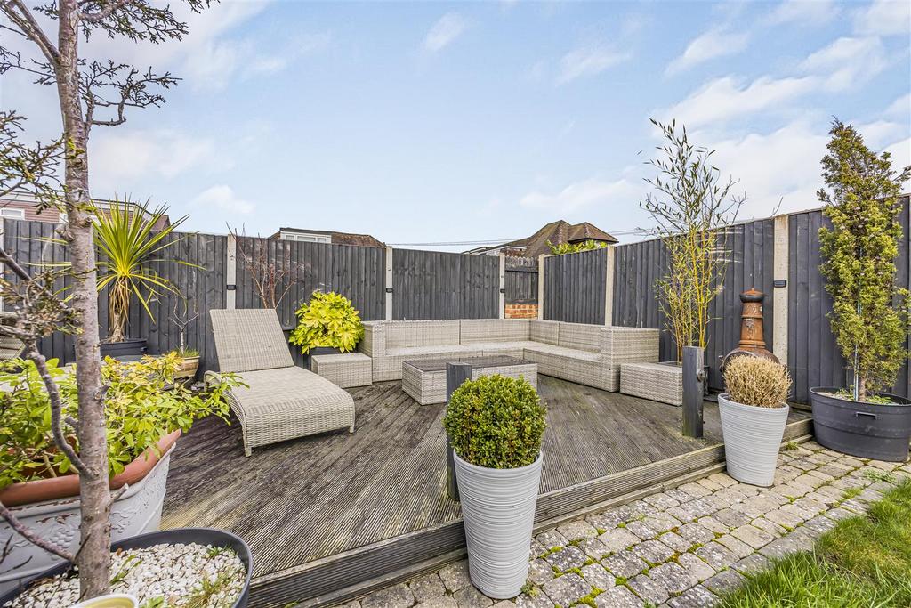 7 Frobisher Grove, Portchester-Portico Marketing-O'