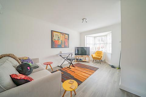 undefined, Pebworth Avenue, Shirley, B90