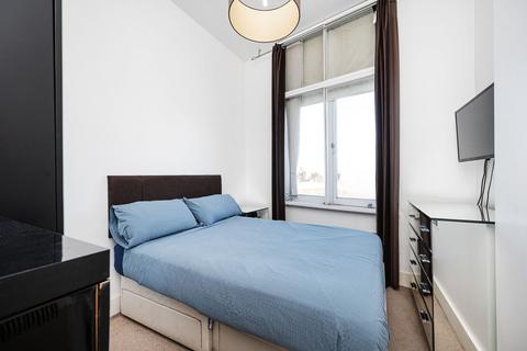 1 bedroom flat for sale, Commercial Road, Tower Hamlets, London, E1