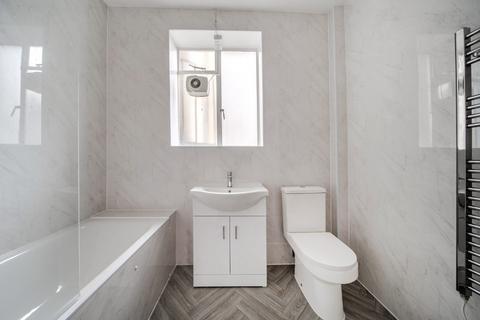 1 bedroom flat for sale, Charleville Road, Kensington & Chelsea, London, W14