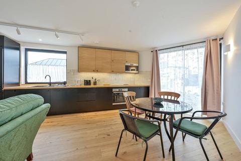 undefined, Leafield Road, Raynes Park, SW20