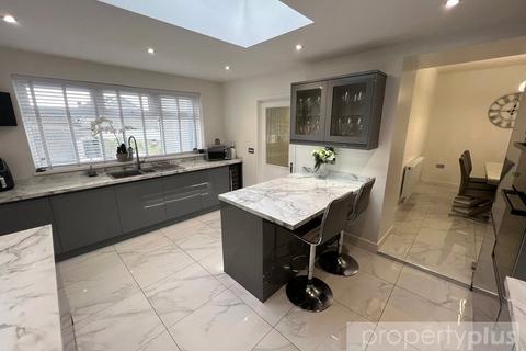 undefined, Wern Street, Tonypandy, Rhondda Cynon Taff, CF40