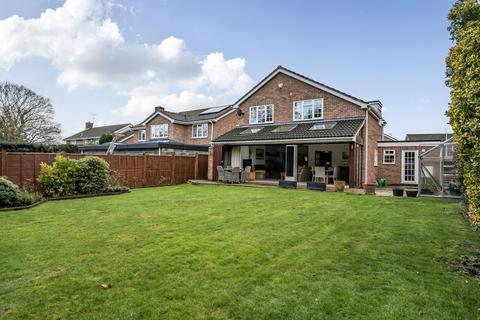 4 bedroom detached house for sale, Picton Way, Reading RG4
