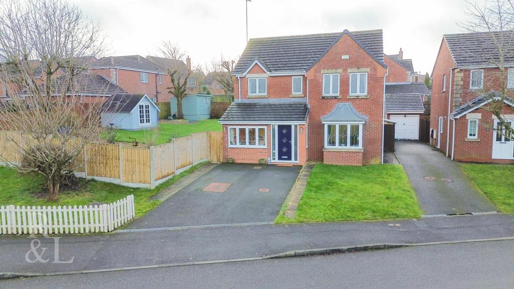 17, Harebell Close  (18).jpg
