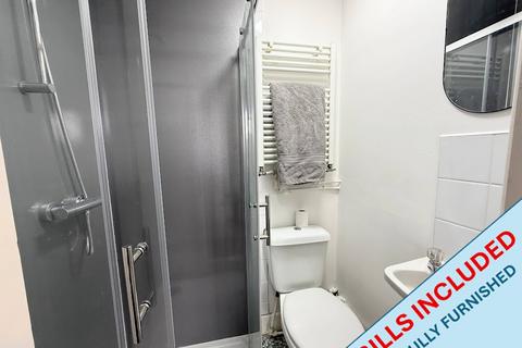 1 bedroom flat to rent, Lowther Road, Charminster, BH8