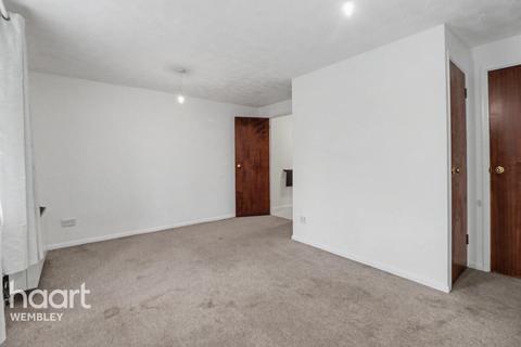 undefined, Alperton