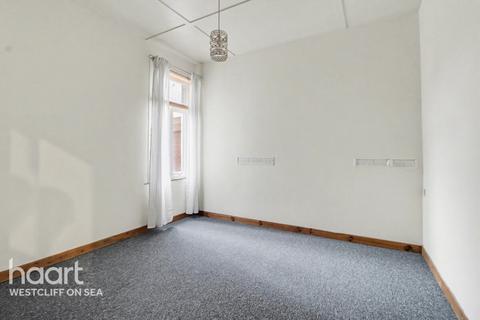 6 bedroom terraced house for sale, Westcliff Park Drive, Westcliff-On-Sea