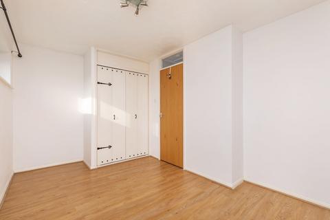 undefined, Lowden Close, Winchester, SO22
