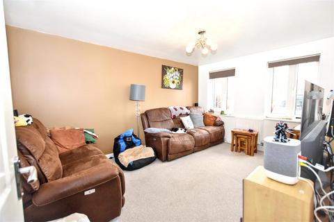 4 bedroom detached house for sale, Mallow Drive, Stone Cross, Pevensey
