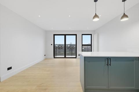 1 bedroom penthouse for sale, Joseph House, Plaistow, London