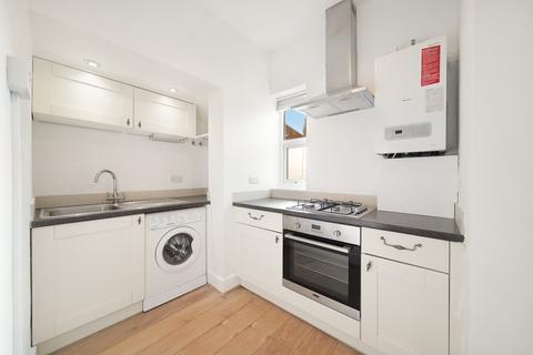 1 bedroom flat for sale, Cedar Road, Cricklewood, London, NW2