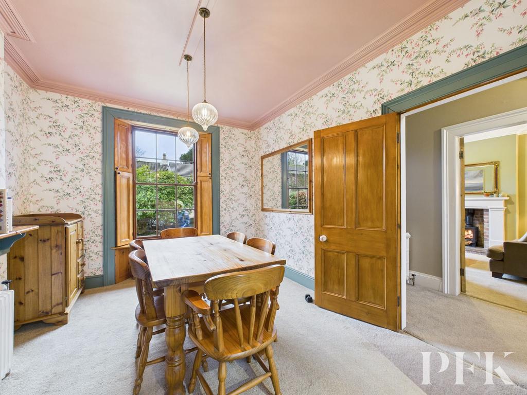 Dining Kitchen