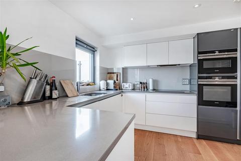 3 bedroom penthouse for sale, 6 Montefiore Road, Hove BN3