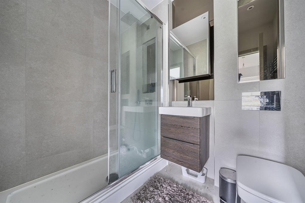 En-suite shower room