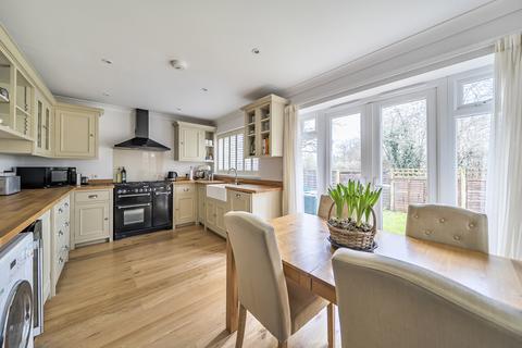 undefined, Cranleigh Mead, Cranleigh, GU6