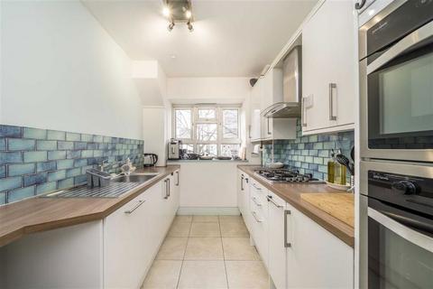 3 bedroom flat for sale, Gray Street, London SE1