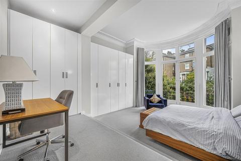 2 bedroom flat for sale, Buckland Crescent, Belsize Park, NW3