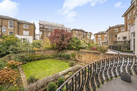 2 bedroom flat for sale, Buckland Crescent, Belsize Park, NW3