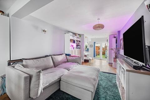 undefined, Queens Retreat,Cheltenham,GL51 8NT