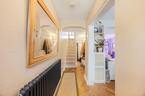 undefined, Queens Retreat, Cheltenham, GL51 8NT
