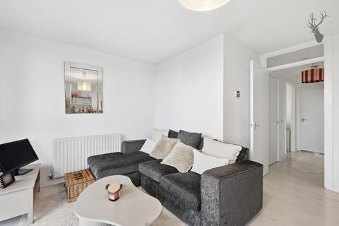 1 bedroom flat for sale, Fondant Court, Bow