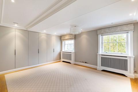 3 bedroom flat for sale, Onslow Square, London SW7