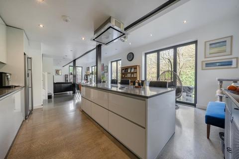 4 bedroom detached house for sale, Lower Green Road, Royal Tunbridge Wells, Kent, TN4