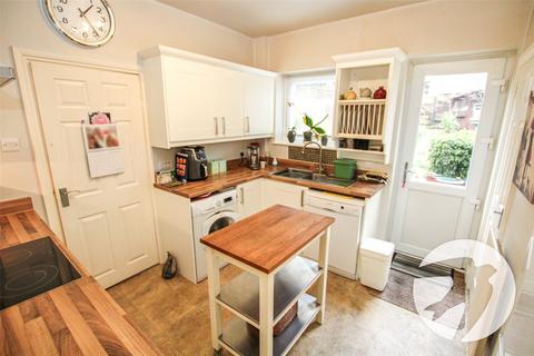 3 bedroom terraced house for sale, Buckler Gardens, London, SE9