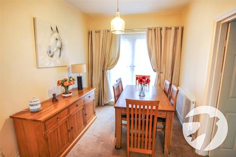 3 bedroom terraced house for sale, Buckler Gardens, London, SE9