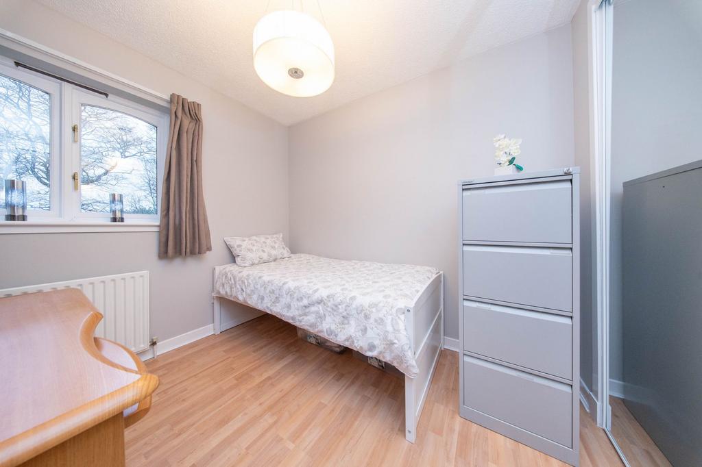 Bedroom/Office