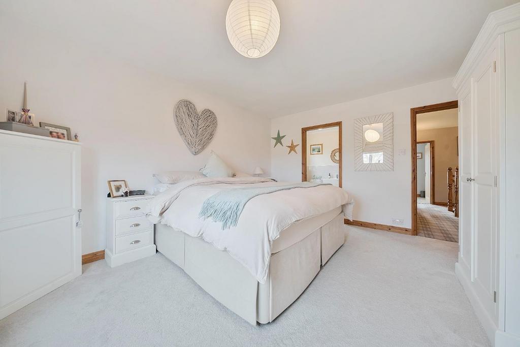 SECOND DOUBLE BEDROOM.jpg
