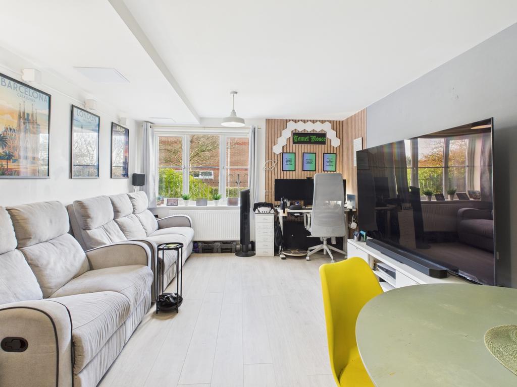 Living / Dining Room