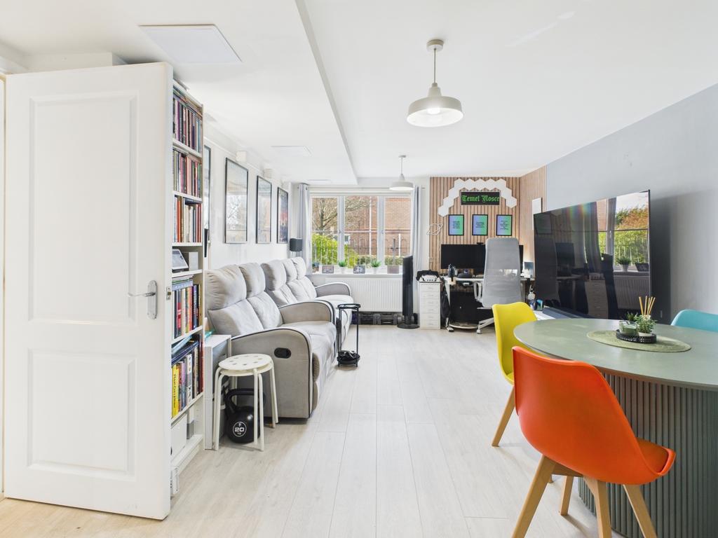 Living / Dining Room