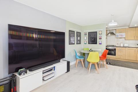 2 bedroom apartment for sale, Bells Hill Green, Stoke Poges, Buckinghamshire, SL2