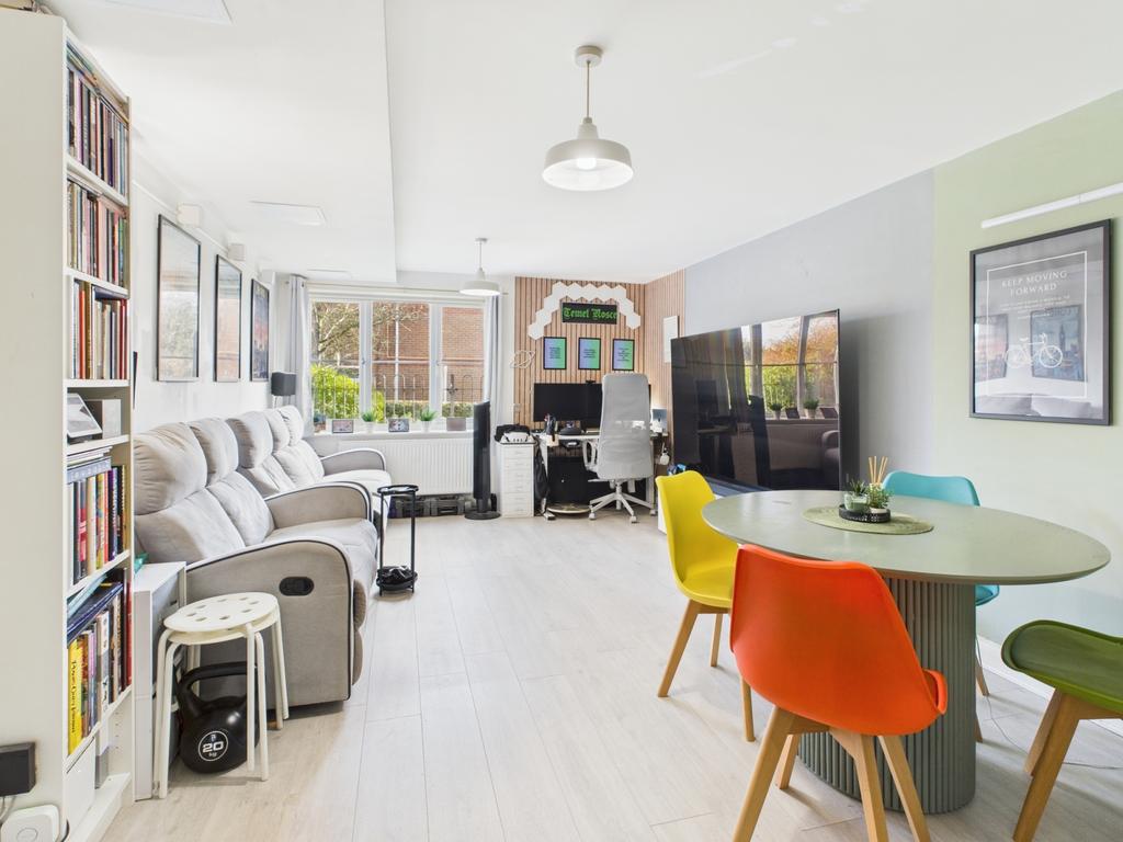 Living / Dining Room