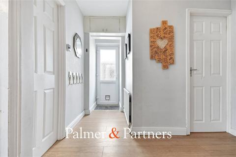 4 bedroom semi-detached house for sale, Gilmore Way, Essex CM2